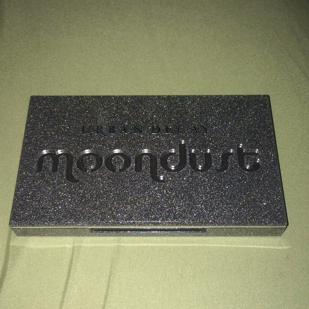 Urban Decay Moon dust Palette